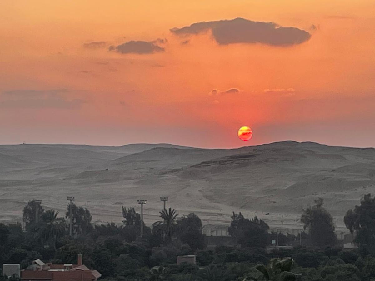 Golden Mask Pyramids Inn Kafret el-Gabal Exteriör bild